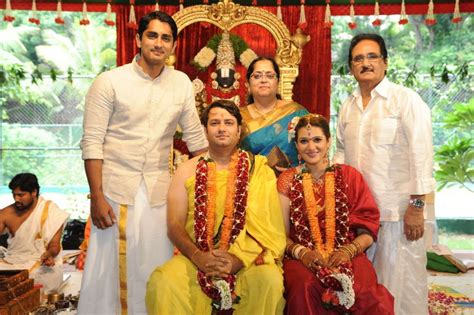 siddharth actor marriage photos